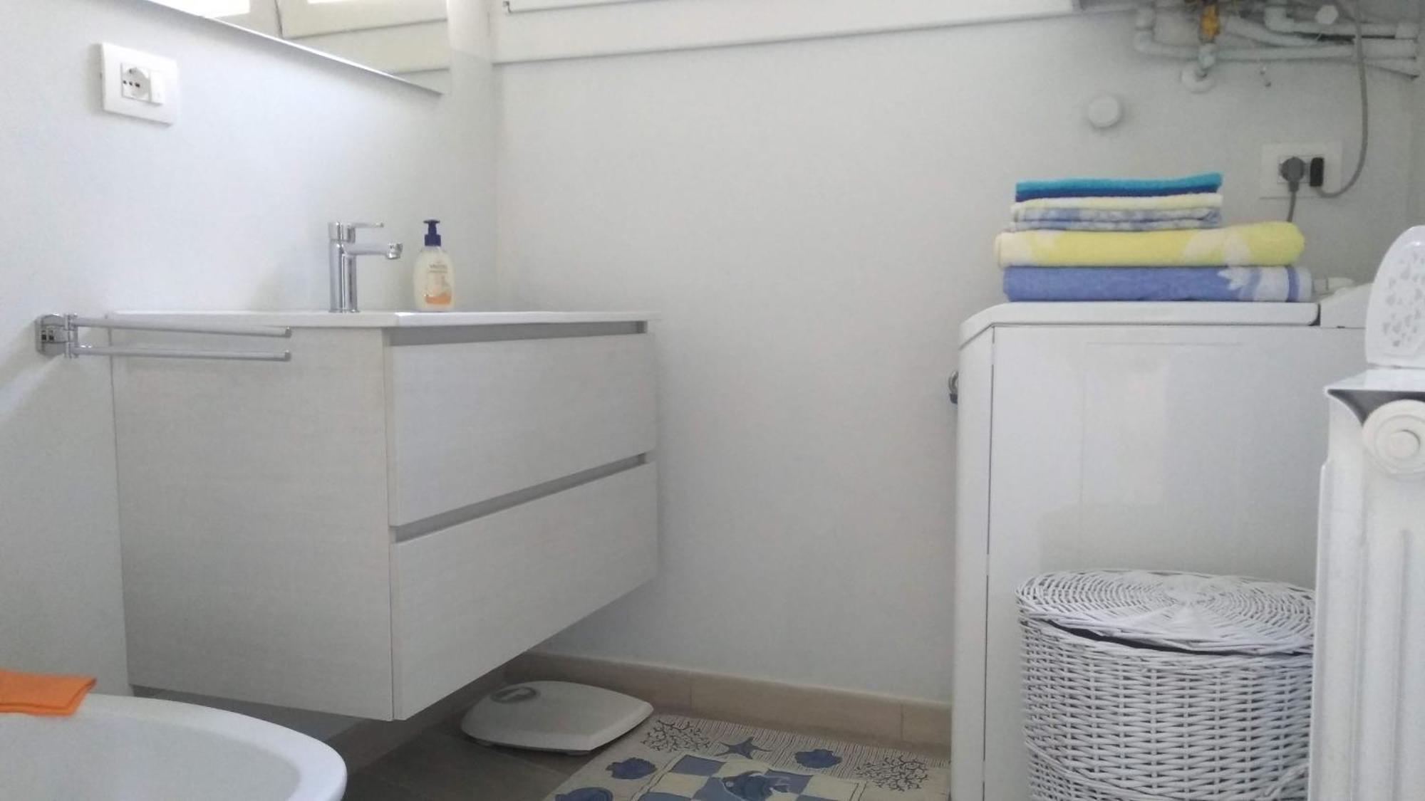 Casa Azalea Apartment แวร์บาเนีย ภายนอก รูปภาพ