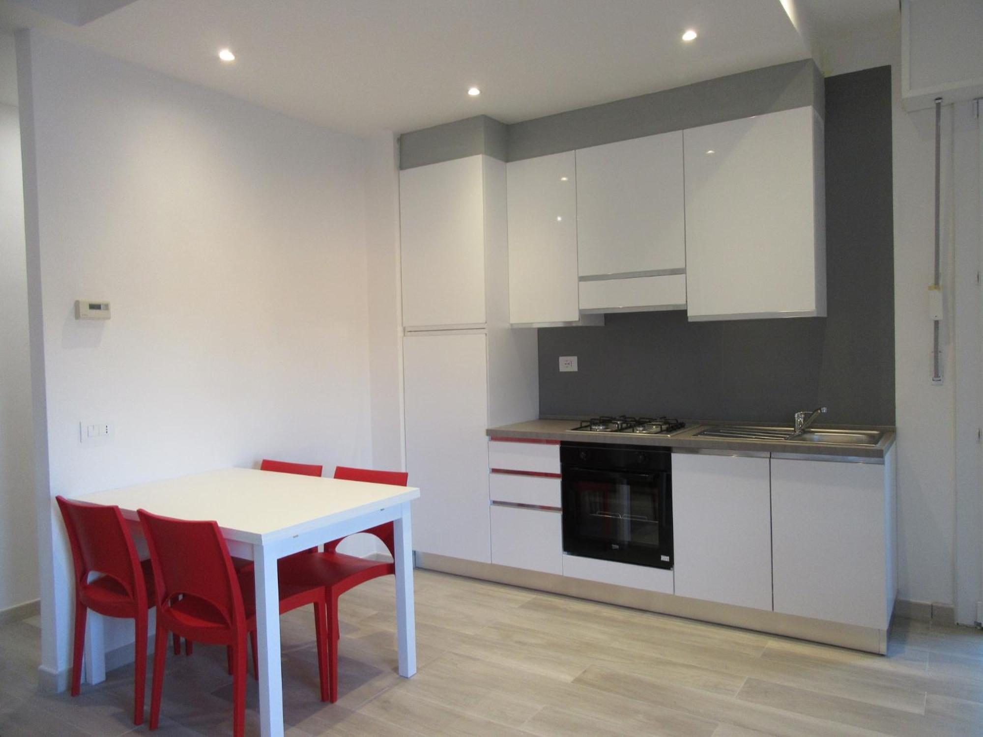 Casa Azalea Apartment แวร์บาเนีย ภายนอก รูปภาพ