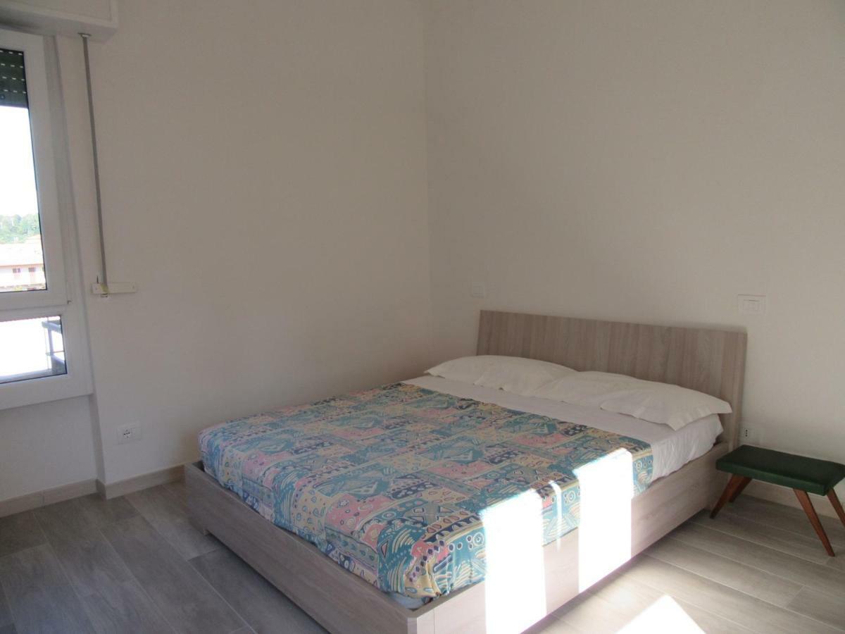 Casa Azalea Apartment แวร์บาเนีย ภายนอก รูปภาพ